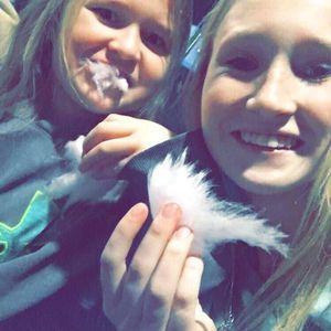 Meet your Posher, Stephanie